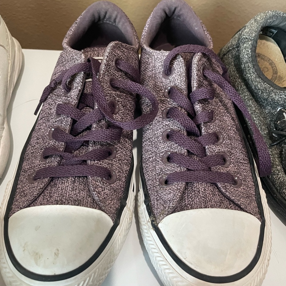 Converse Women's Purple Sneakers